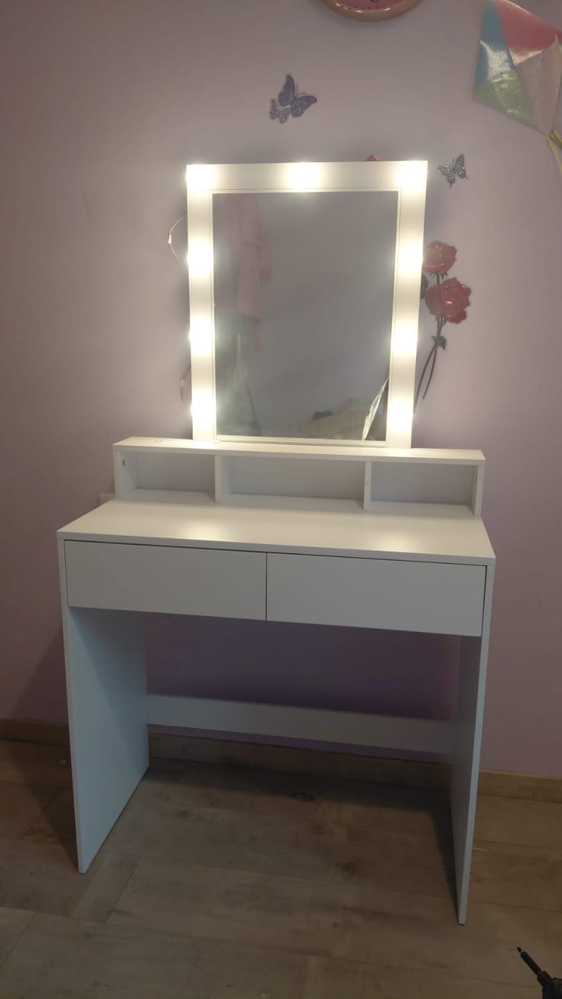 Customer photo review of Τραπέζι Μπουντουάρ Μακιγιάζ Μεικαπ Τουαλέτας Κρεβατοκάμαρας Καθρέφτης Λευκό με Φωτισμό LED Ρυθμιζόμενη Φωτεινότητα RD-T114W01