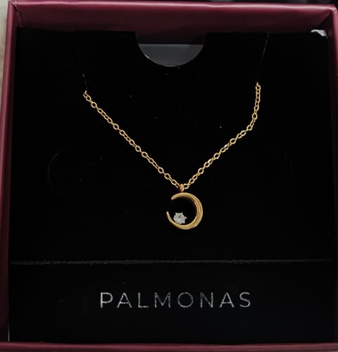 Customer photo review of Moonstruck Valentine Gift Box