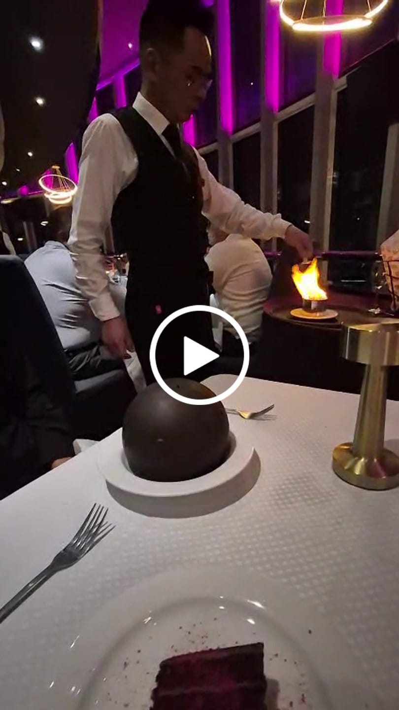 Customer video review of Mejorar postre por Esfera de Chocolate
