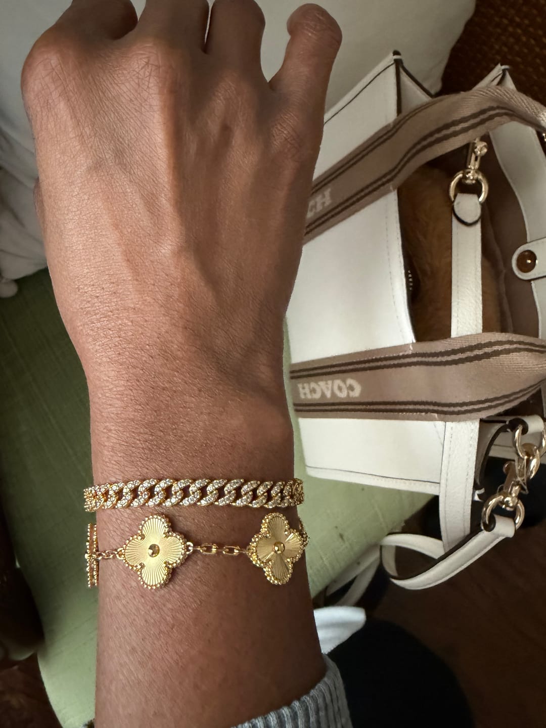 Customer photo review of 925 Silver, Lucky Clover Leaf Bracelet, 18K Gold Plated