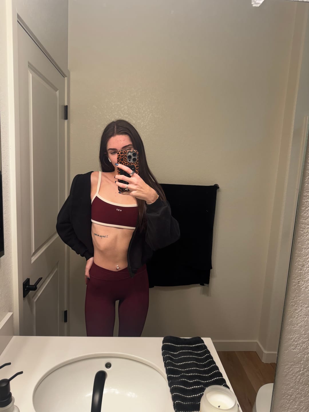 Customer photo review of The Micro Bra / BlackCherry-Cream