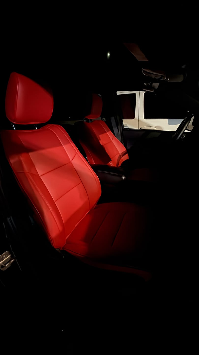 Customer photo review of 2011-25 Dodge Durango Custom Leather Seat Covers