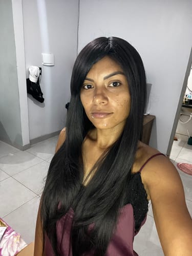 Customer photo review of Peruca Lauane Castanho Escuro com Franja (Premium)