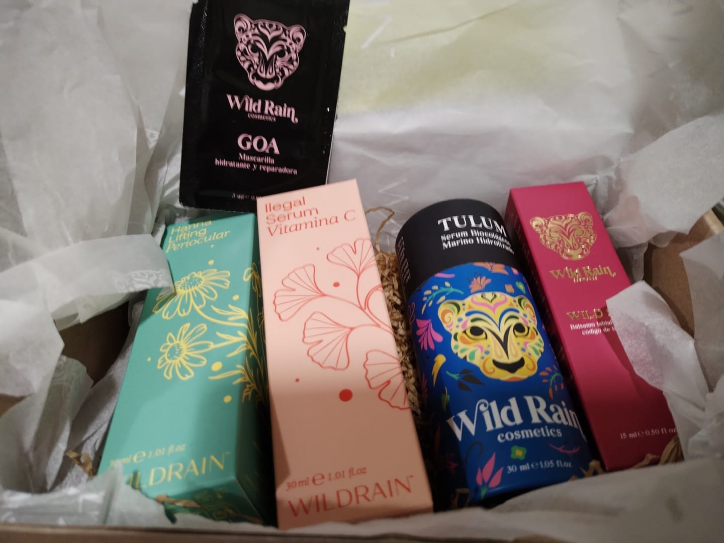 Customer photo review of Sérum de Vitamina C Estable para Manchas, Luminosidad y Firmeza ILEGAL