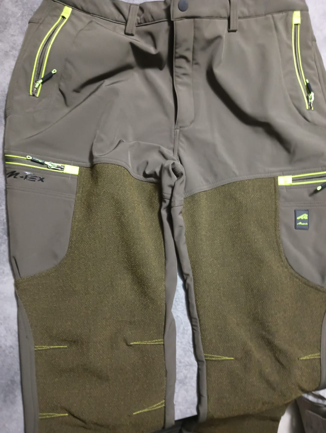 Customer photo review of Pantalone Masseria SoftShell 17 Verde