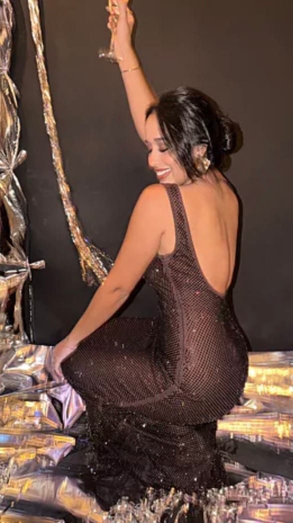 Customer photo review of The Elara Maxi Dress