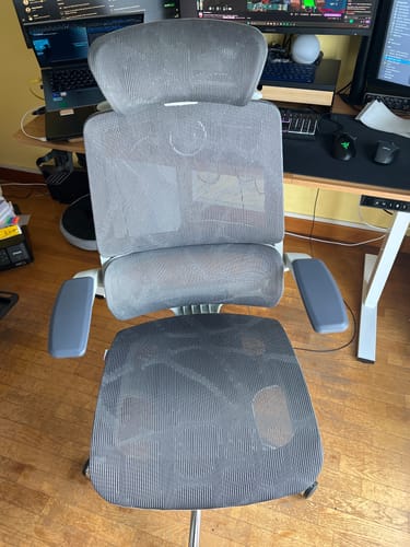Customer photo review of Sihoo M59AS Ergonomic Office Chair with Dual-Section Backrest & 3D Flip-up Armrests