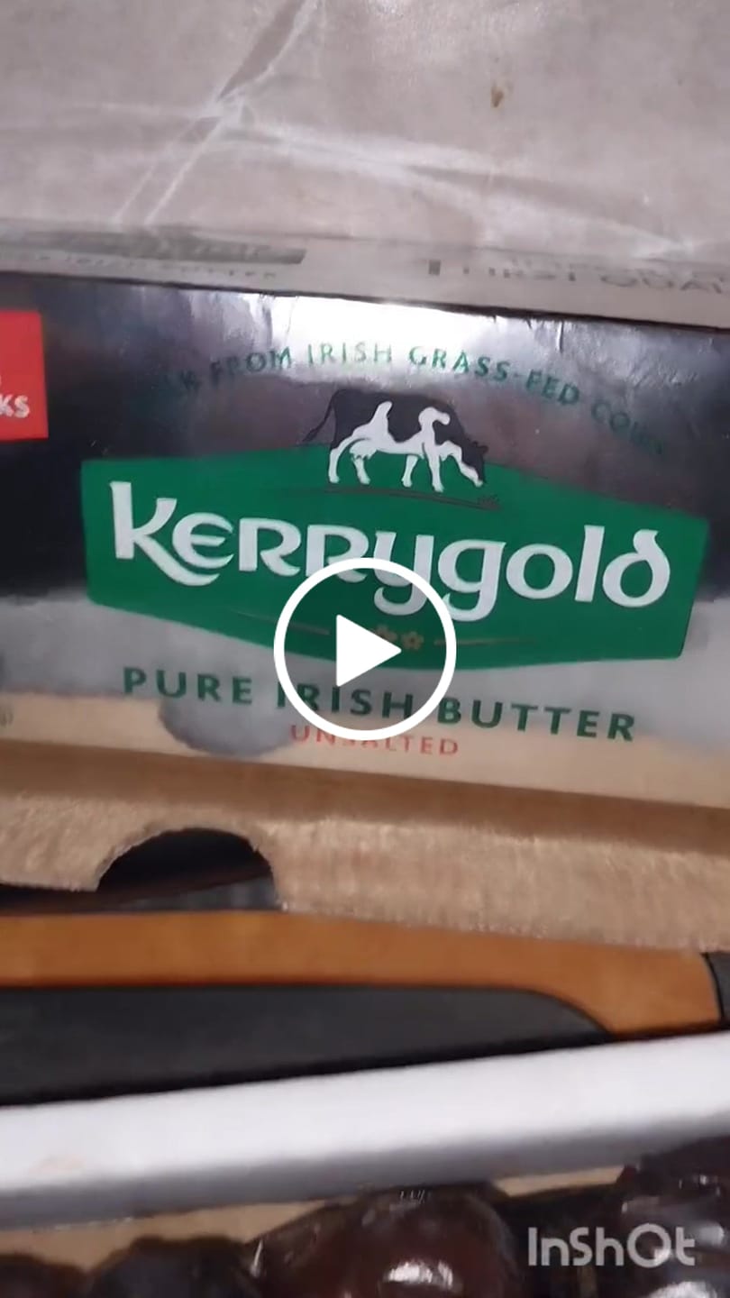 Customer video review of Soft Rutab Medjool Dates