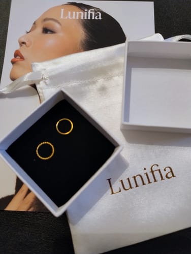 Customer photo review of Piercing au nez Anne