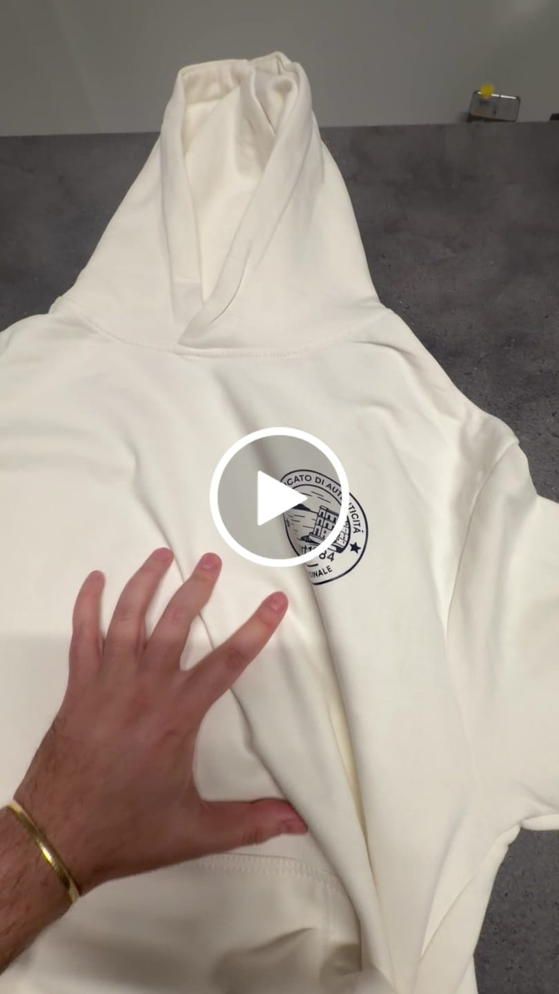 Customer video review of Hoodie Premium Blanks 330GSM Off white