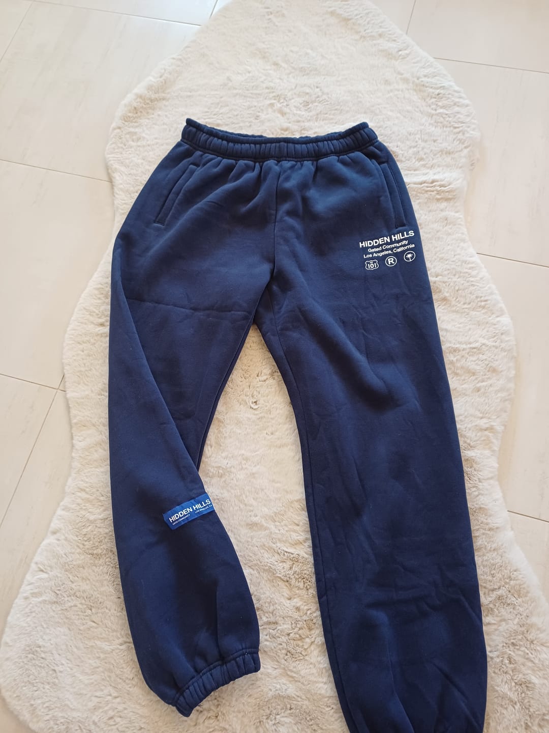 Kundenbewertung mit Foto von LABEL CUFFED SWEATPANTS NAVY