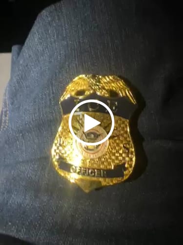 Customer video review of US ICE Officer Badge Replica Movie Props