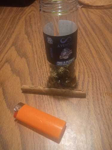 Customer photo review of AVENTUS8 THC-A Flower Blue Dream 10g