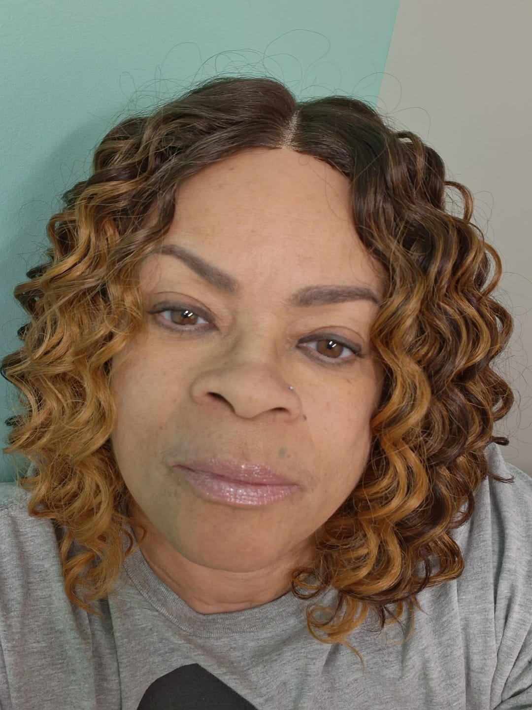 Customer photo review of Harmony By Shake N Go Glueless 5" Deep Part HD Lace Front Wig - NOVALIE