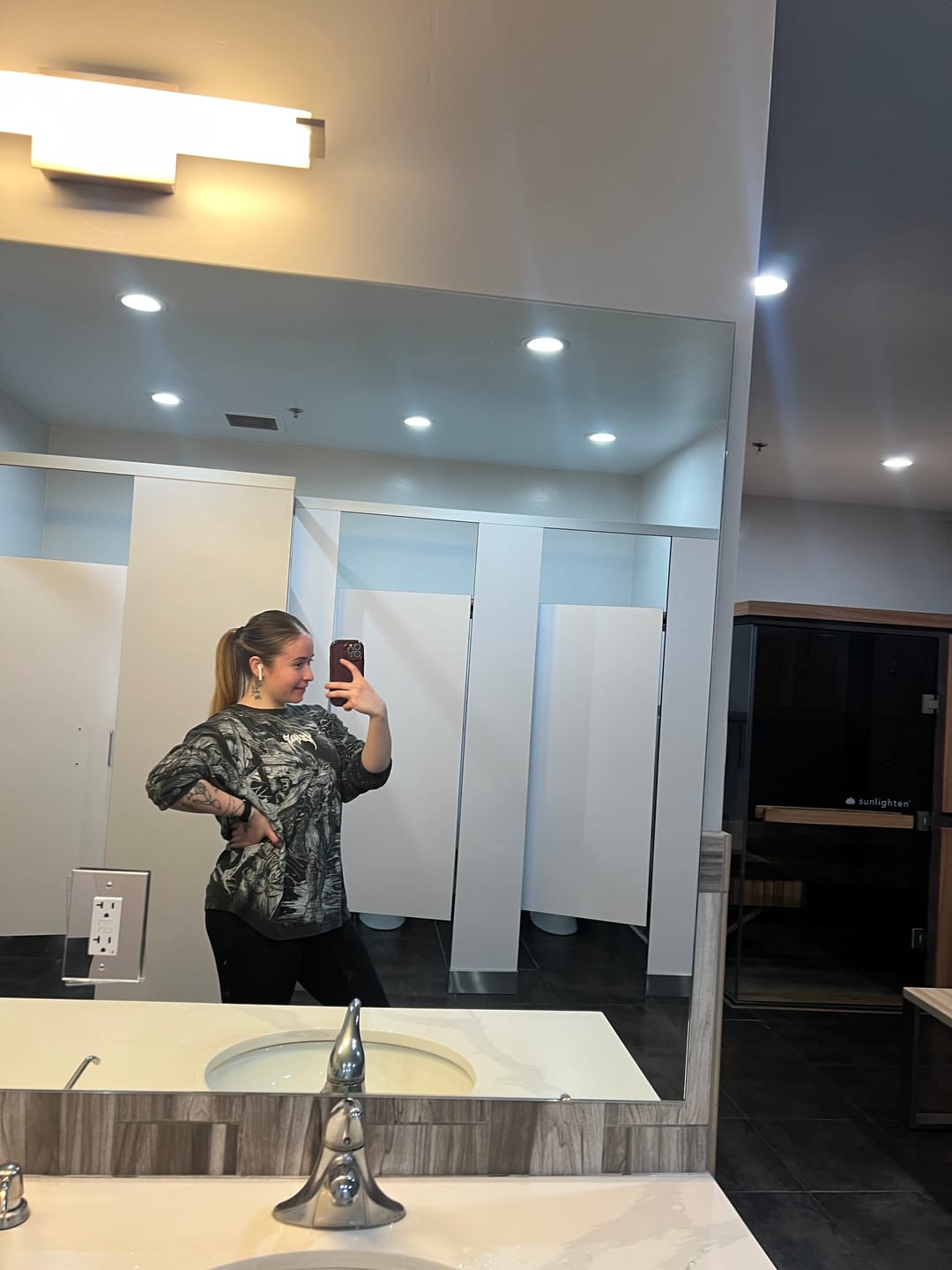 Customer photo review of 8002 - Batman Comic Longsleeves