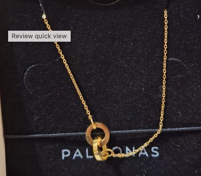 Customer photo review of Linked Circles Harmony Necklace