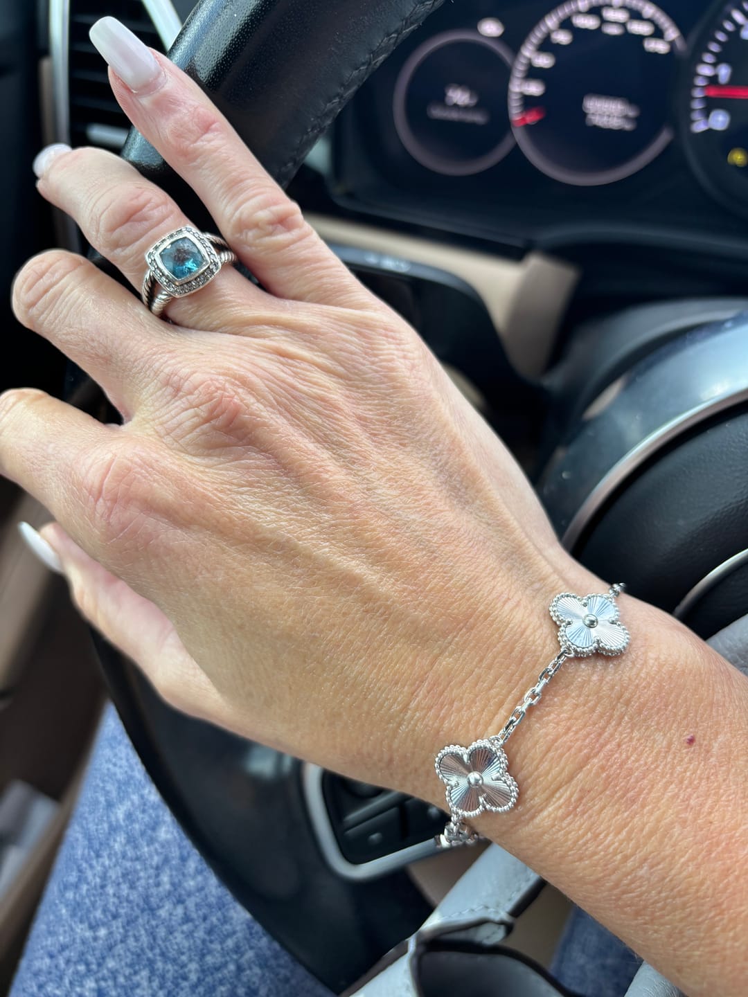 Customer photo review of 925 Silver, Lucky Clover Leaf Bracelet, 18K Gold Plated
