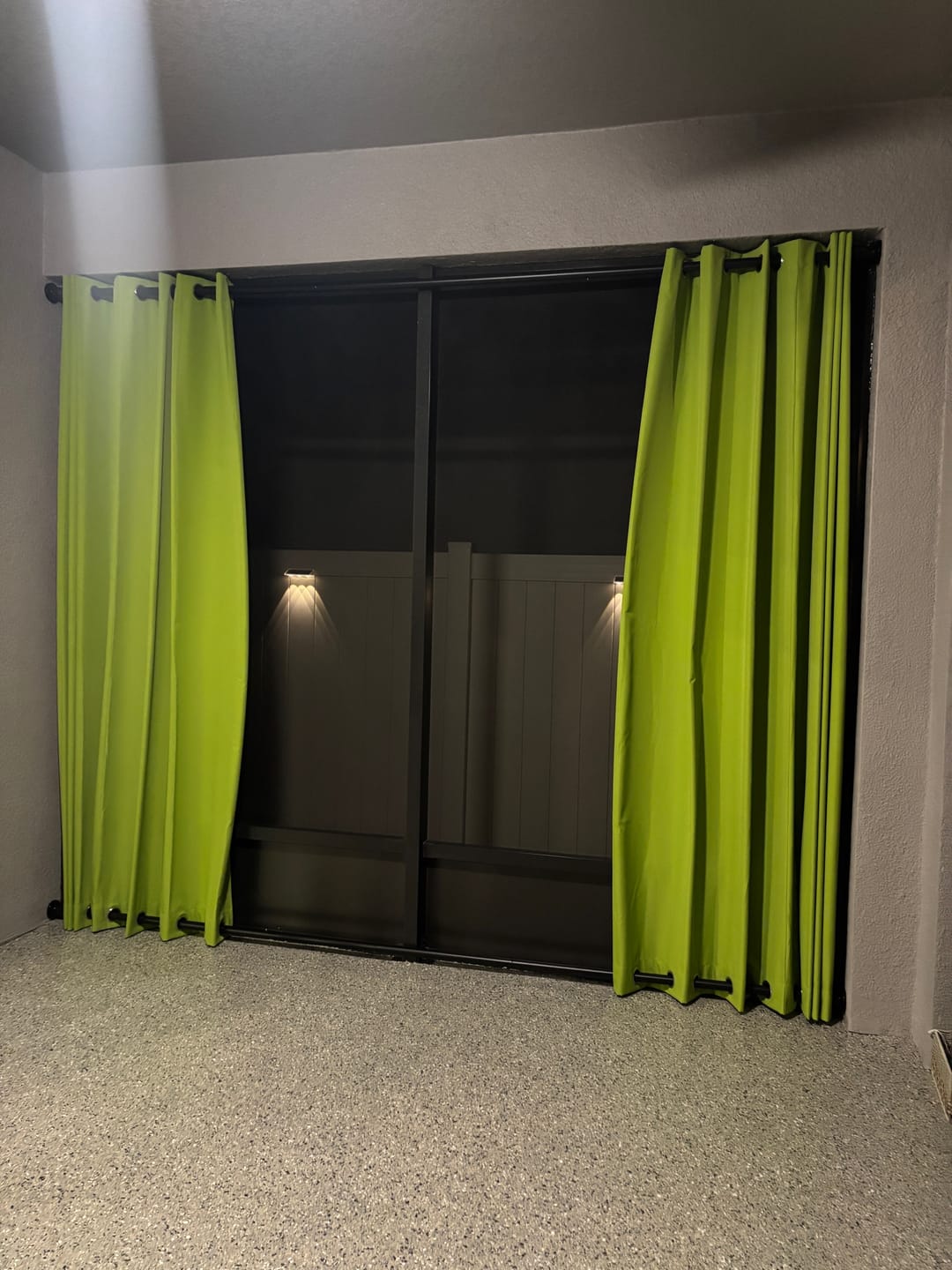 Customer photo review of Fade-resistant Windproof Waterproof Outdoor Curtain 1 Panel | Fadenomore