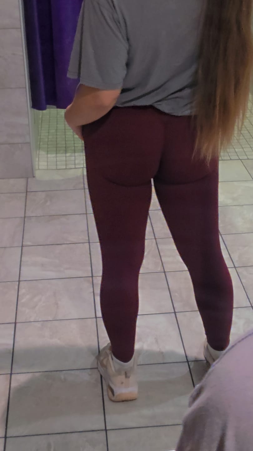 Customer photo review of Flexura Leggings