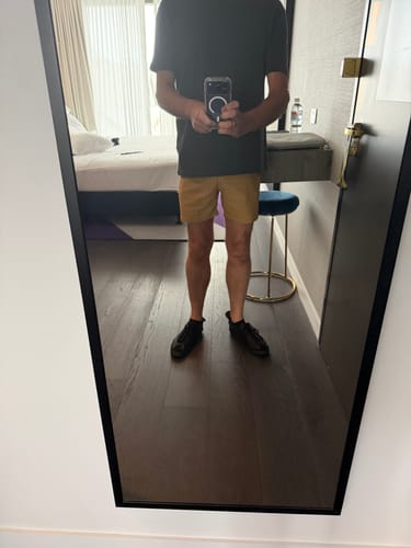 Customer photo review of Ultra-Stretch 5" Chino Shorts - Navy