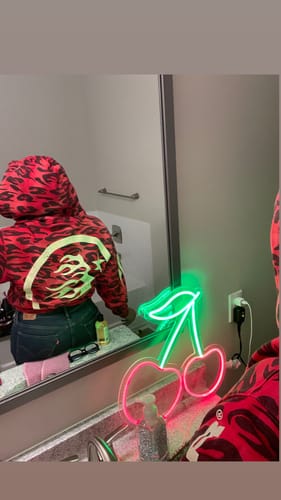 Customer photo review of Hellstar Cheetah Zip Up Hoodie Red