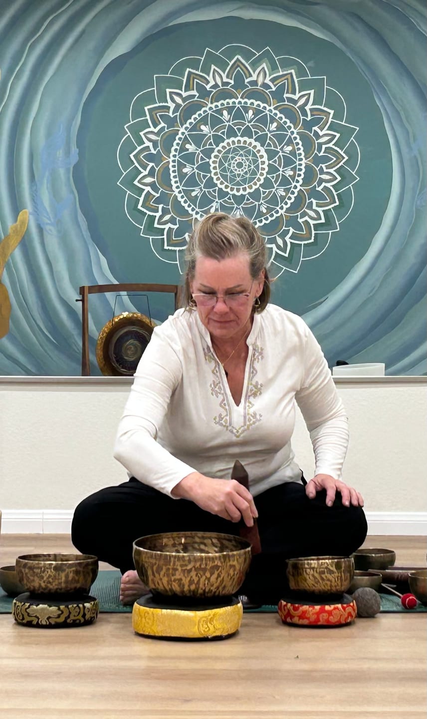 Customer photo review of Thadobati Tibetan Singing Bowl TH212 - 6", D4 & G#5.