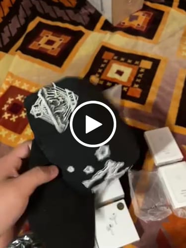 Customer video review of Thirty One 31 Hats New York Bones