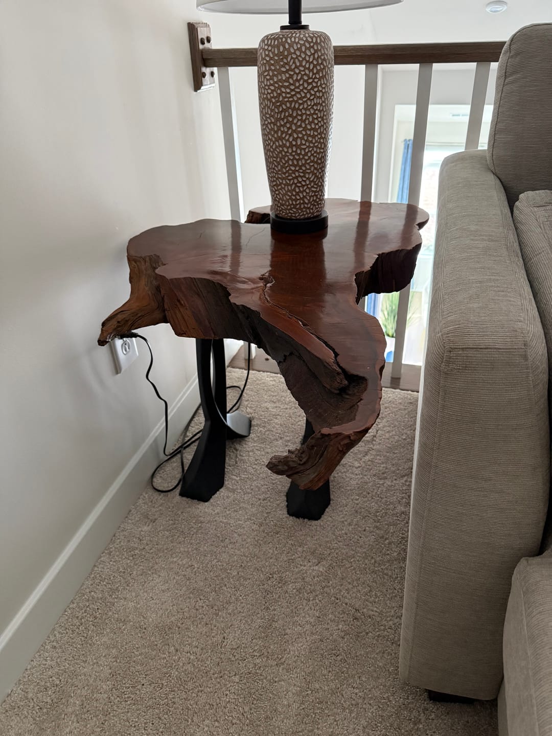 Customer photo review of Bench Legs 108B Curva 16.2" H Modern Steel Furniture Legs
