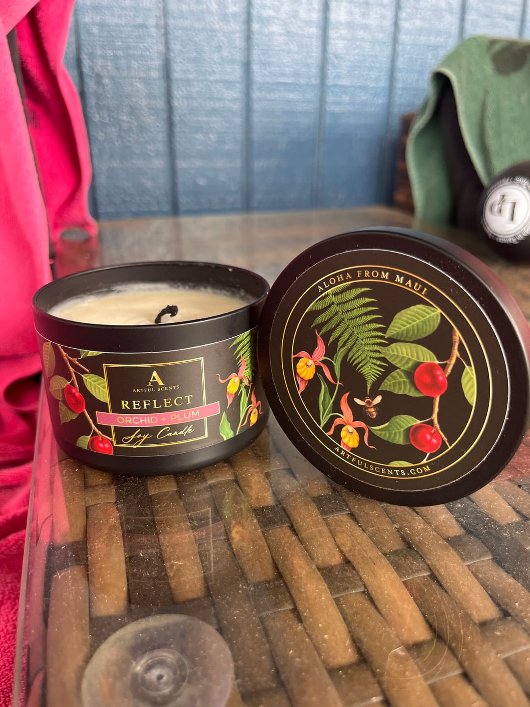 Customer photo review of REFLECT : Orchid + Plum Candle