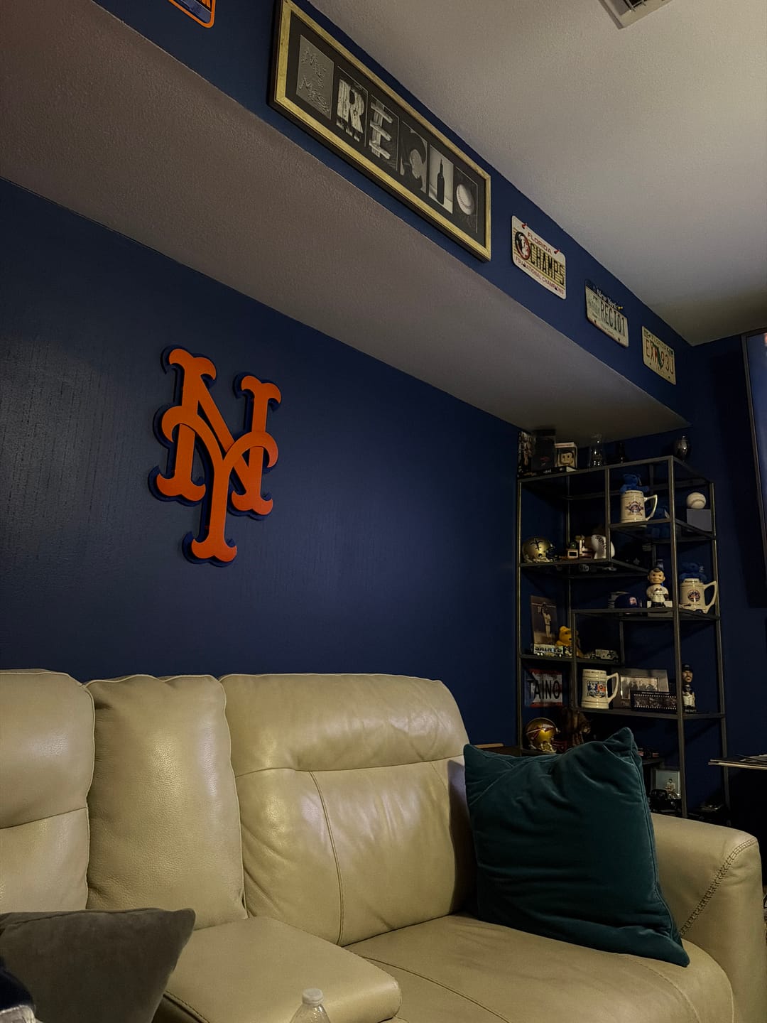 Customer photo review of New York Mets "NY" Orange 3D Vintage Metal Wall Art