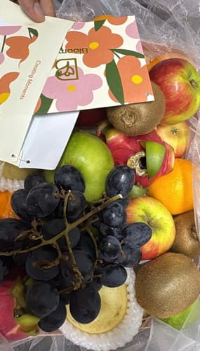 Customer photo review of Kiara Hills Luxe Fruit Basket [Malaysia]