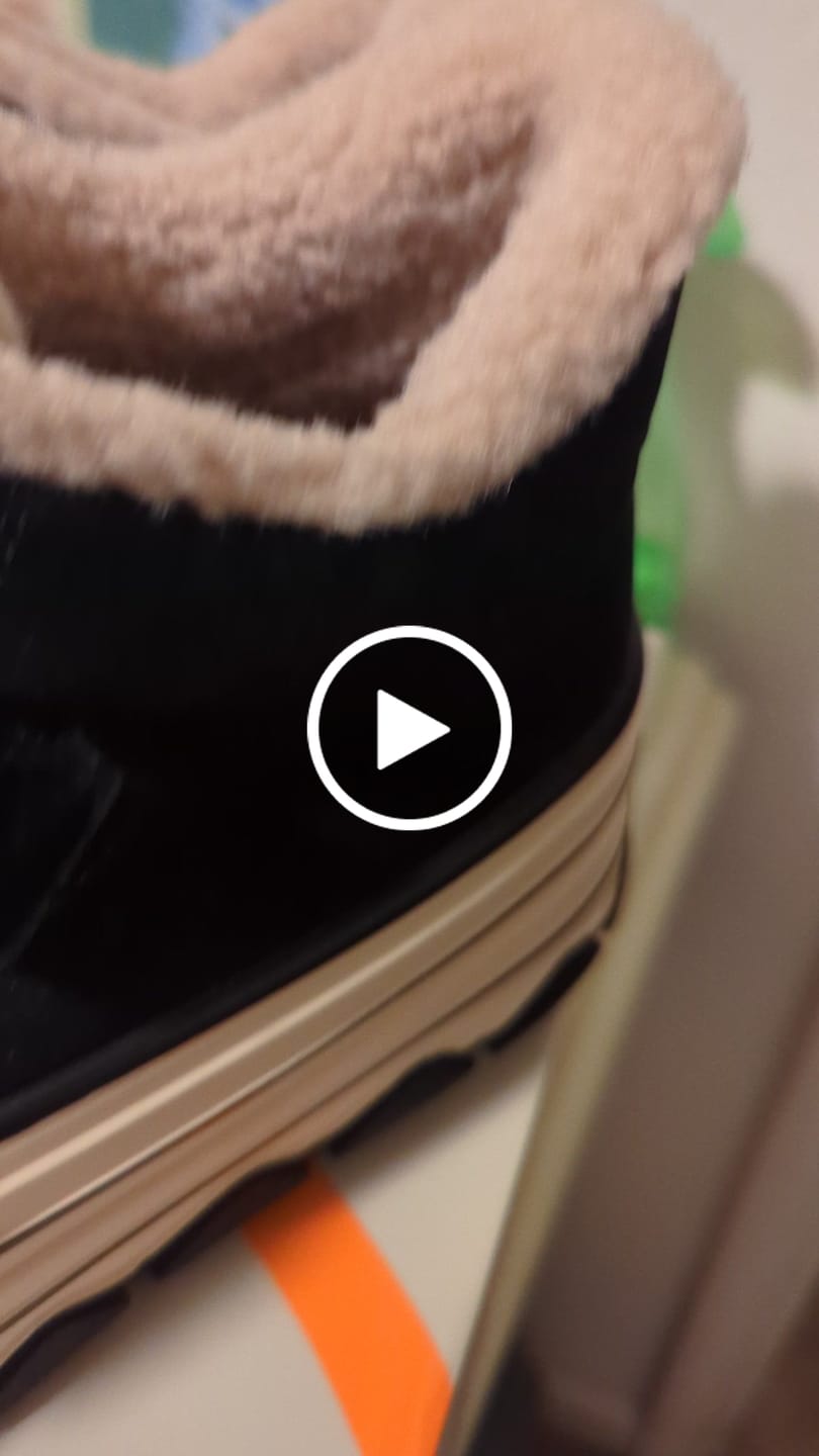 Customer video review of Glissane Black