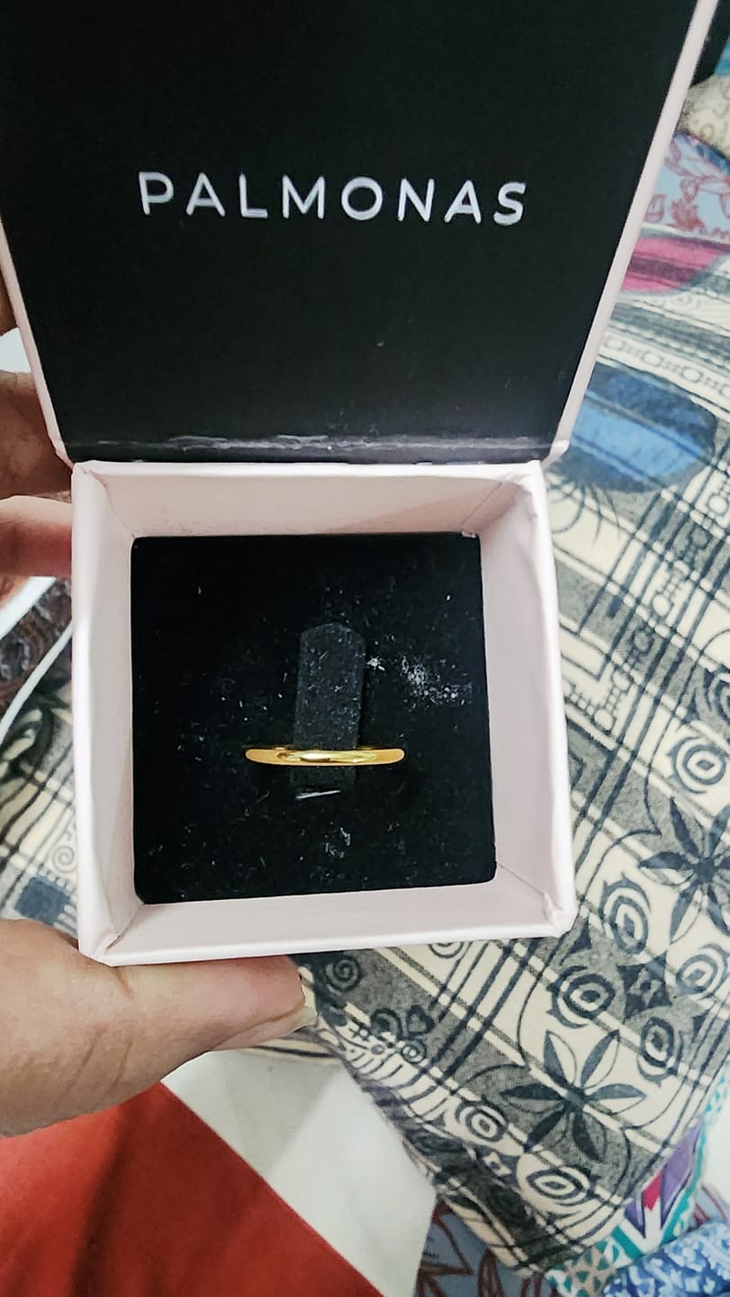 Customer photo review of Eternal Sleek Stack Ring