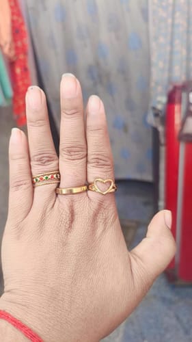 Customer photo review of Heart Enamel Ring Set
