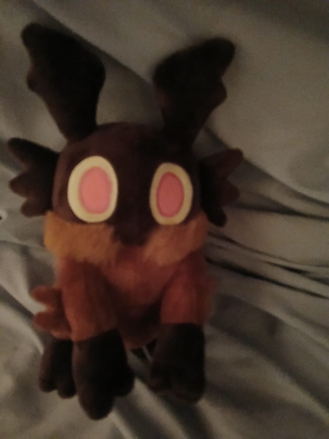 Customer photo review of Rain World - Brown Scavenger Plush