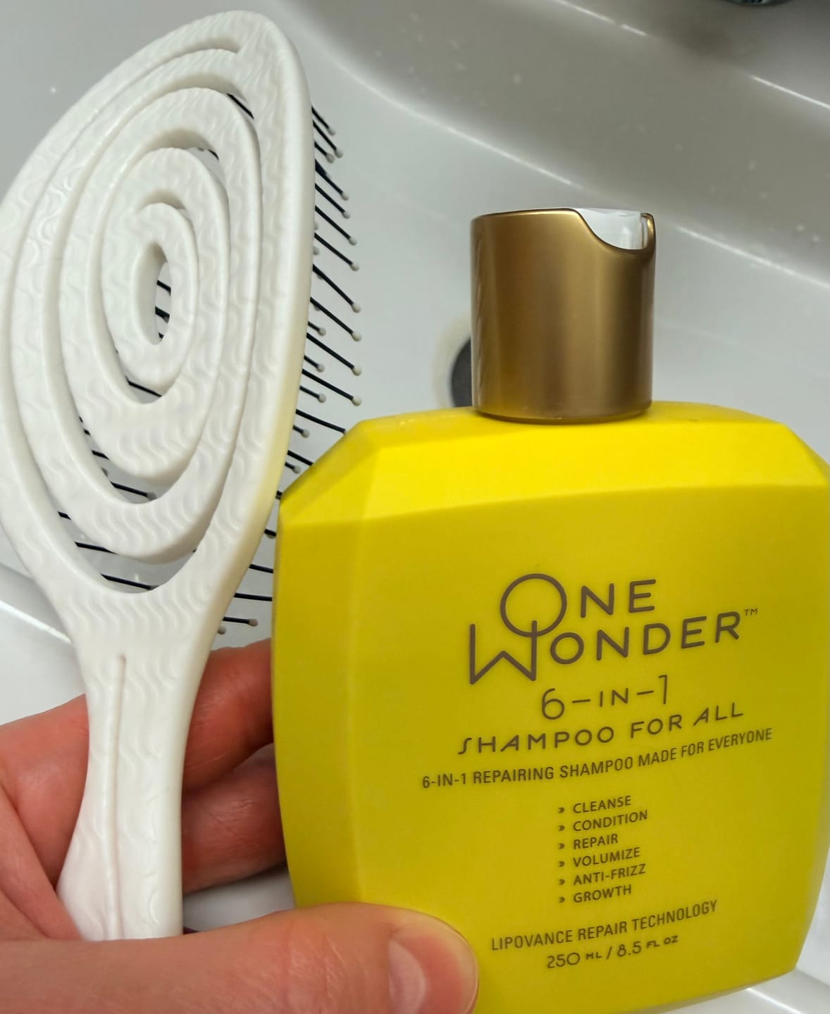 Customer photo review of ONE WONDER™ 6-IN-1 shampoo