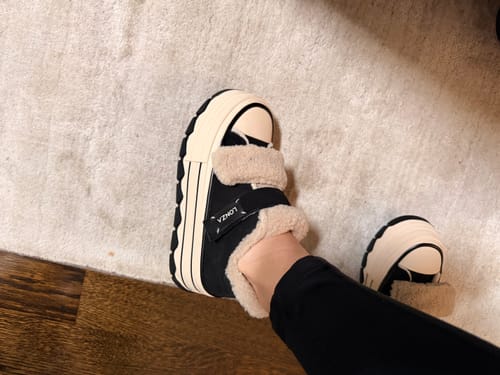 Customer photo review of Glissane Black