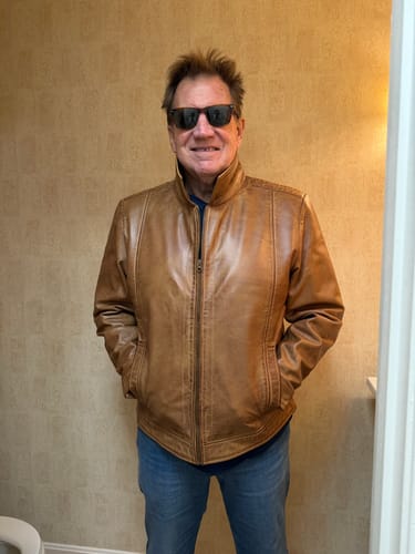 Customer photo review of Men's Yellow Wax Vintage Leather Jacket