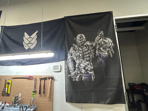 Customer photo review of Head Hunter (Flag)