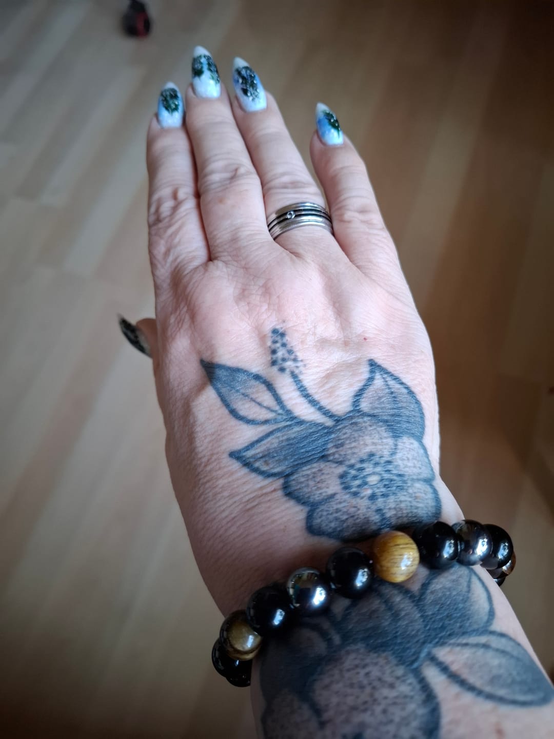 Customer photo review of DREIFACHER SCHÜTZER Tigerauge - Hämatit - Schwarzer Obsidian