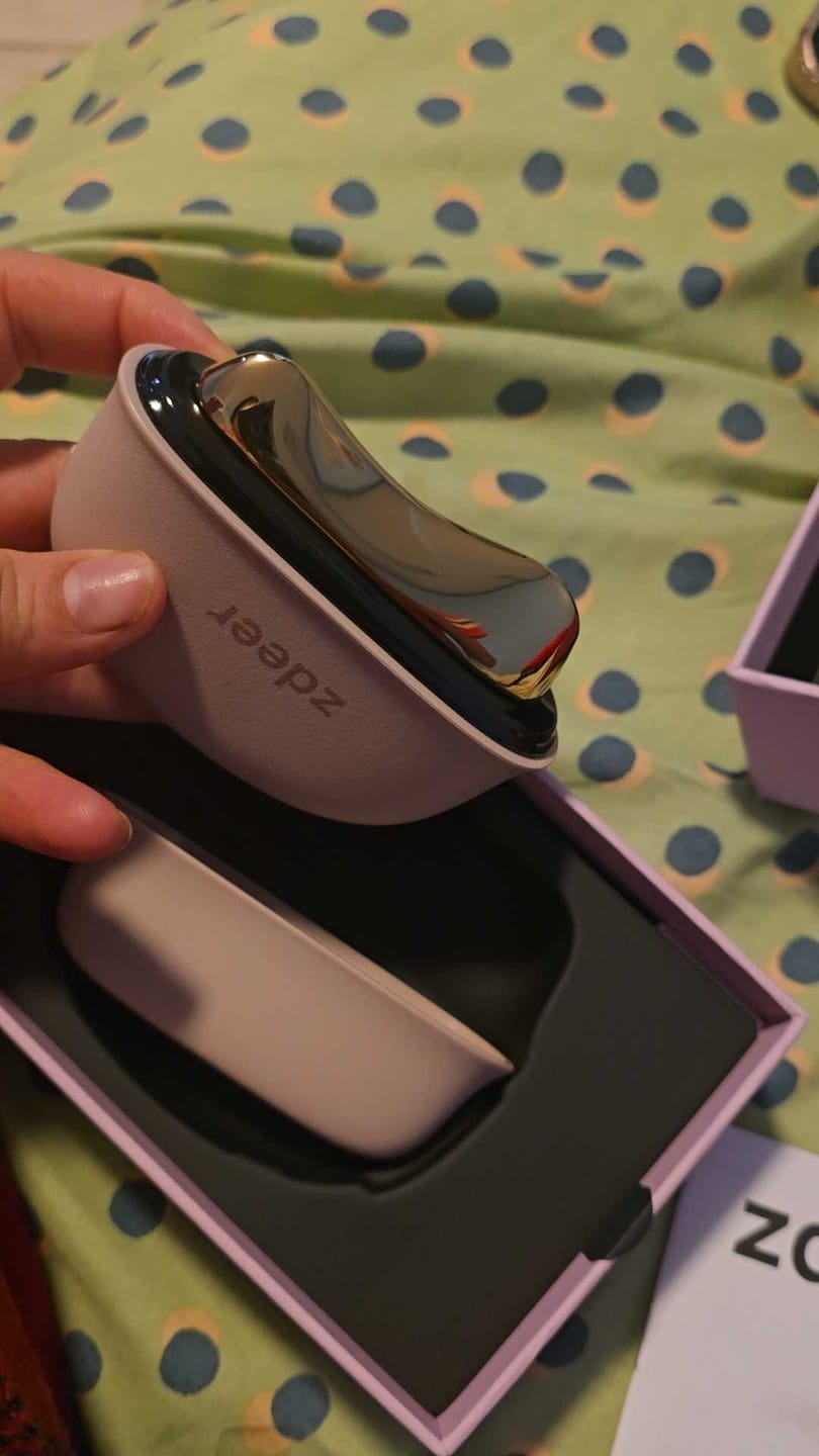 Customer photo review of Zdeer Facial Care Device | Electric Guasha Tool