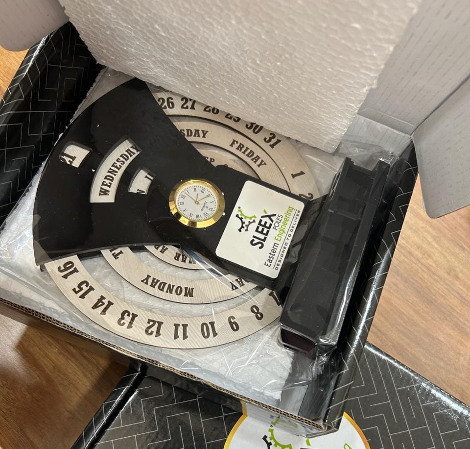 Customer photo review of Infinity Calendar | Best for Corporate Gifting | PrintMine.in