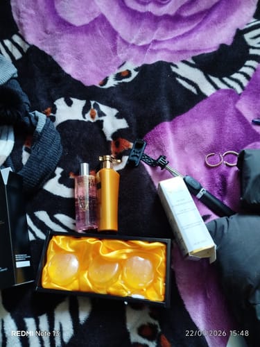 Customer photo review of 24 Kt. Gold Skin Brightening Beauty Bar 100 g + 1 Savon Offert