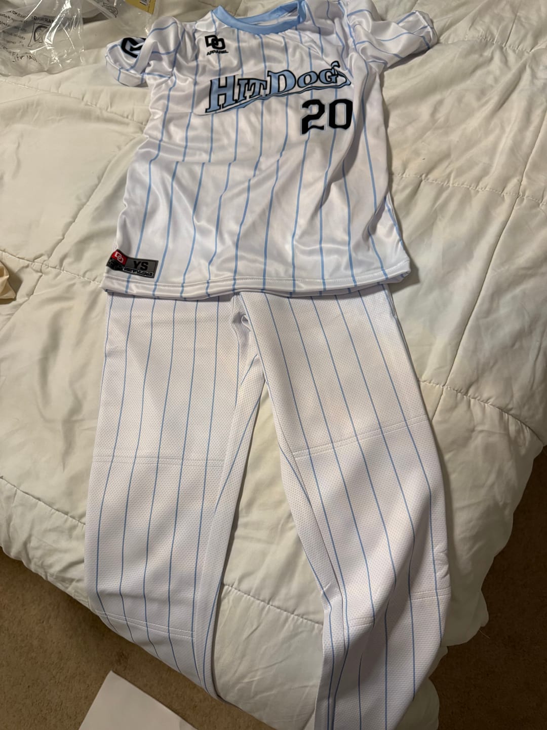 Customer photo review of Custom White Royal Pinstripe Fit Stretch Practice Loose-fit Baseball Pants