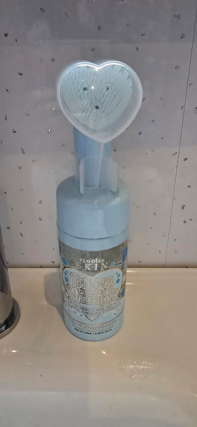 Customer photo review of P. Louise In Love With Me Foaming Facial Cleanser