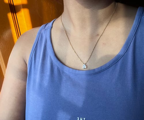 Customer photo review of Dewdrop solitaire necklace