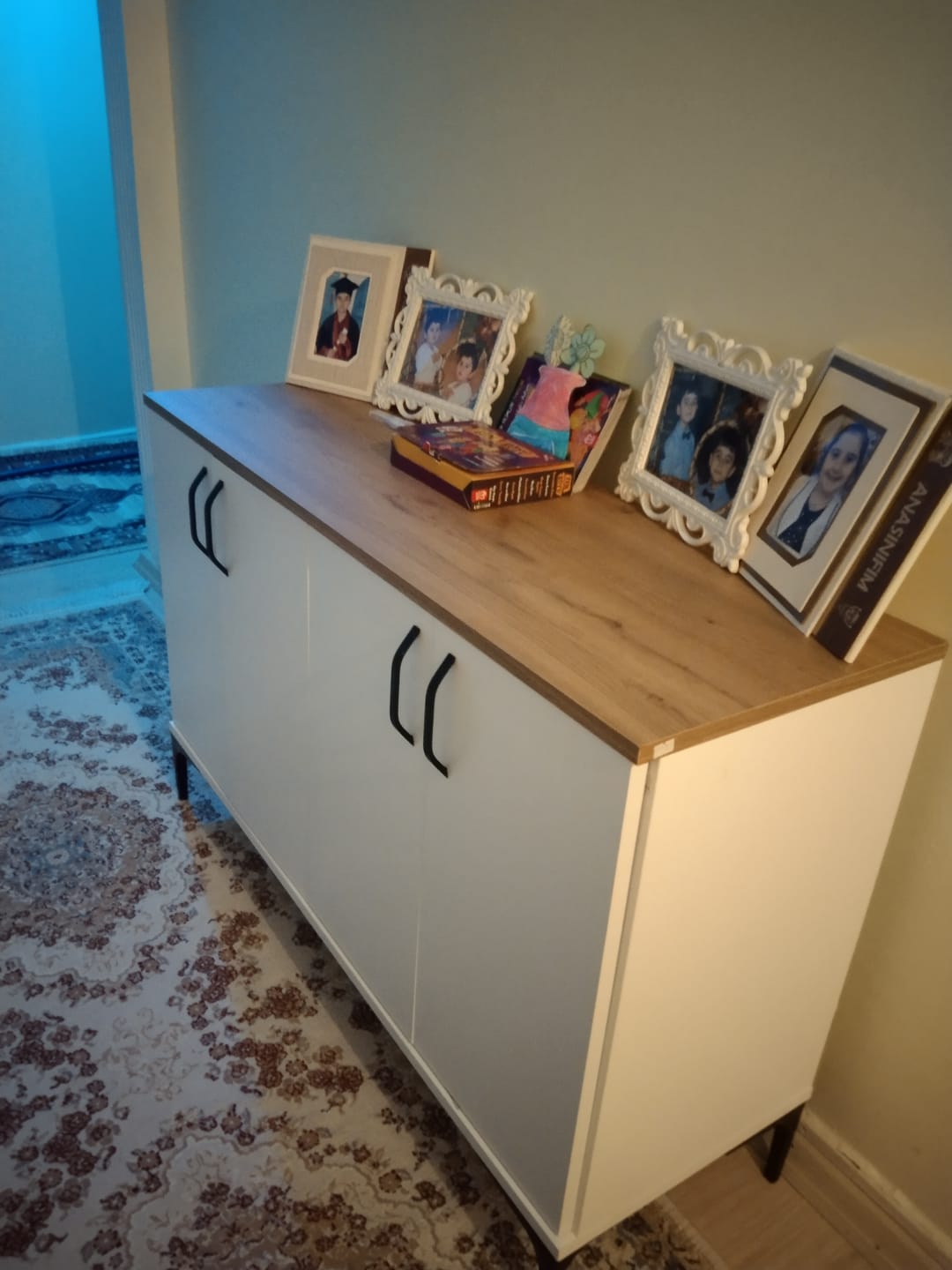 Customer photo review of Rani JE162 Kahve Köşesi Çok Amaçlı Dolap 4 Kapaklı Kiler Mutfak Dolabı Beyaz - Sepet Ceviz