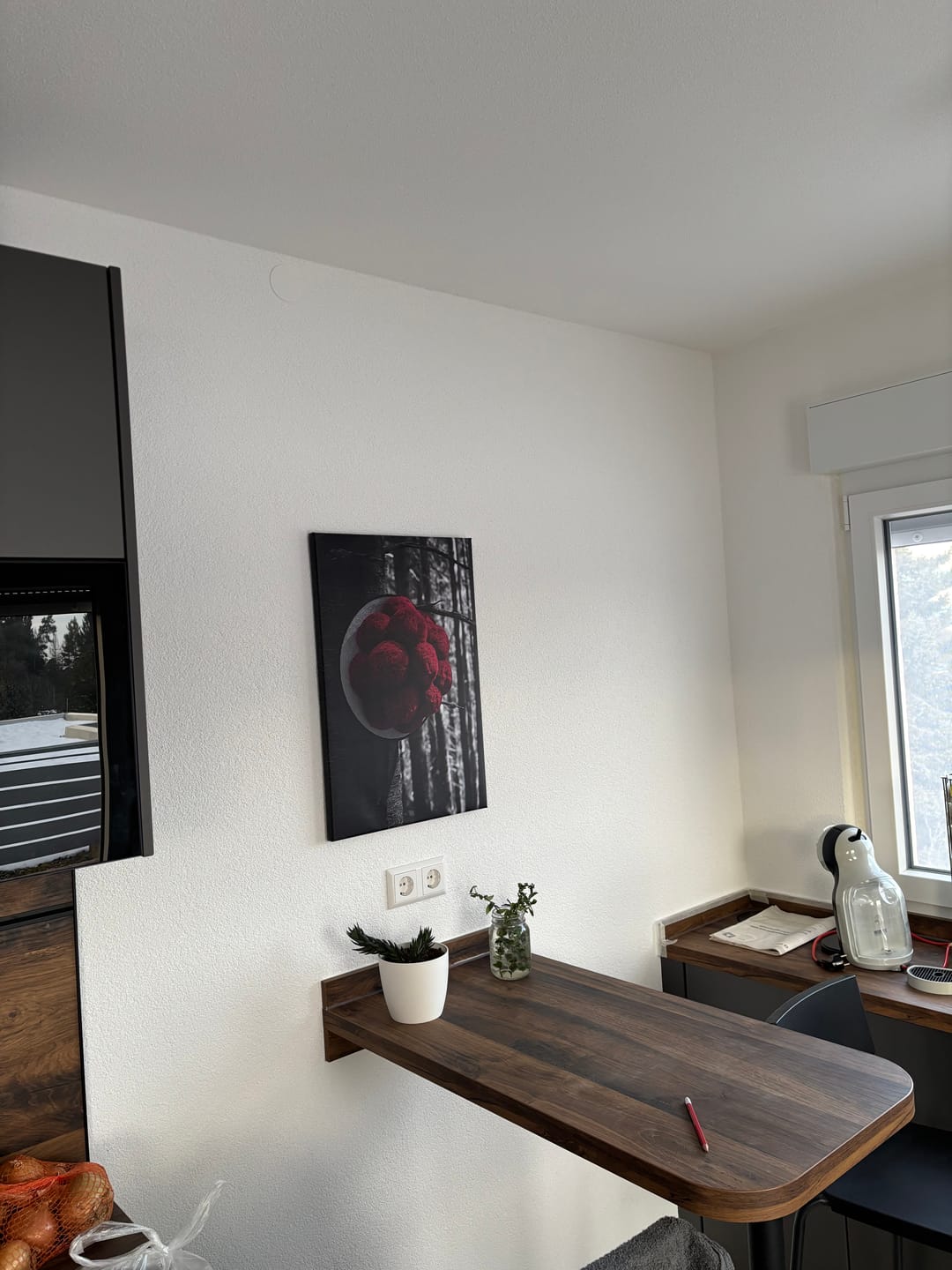 Customer photo review of Leinwandbild Schwarzwald mit traditionellem Bollenhut Hochformat