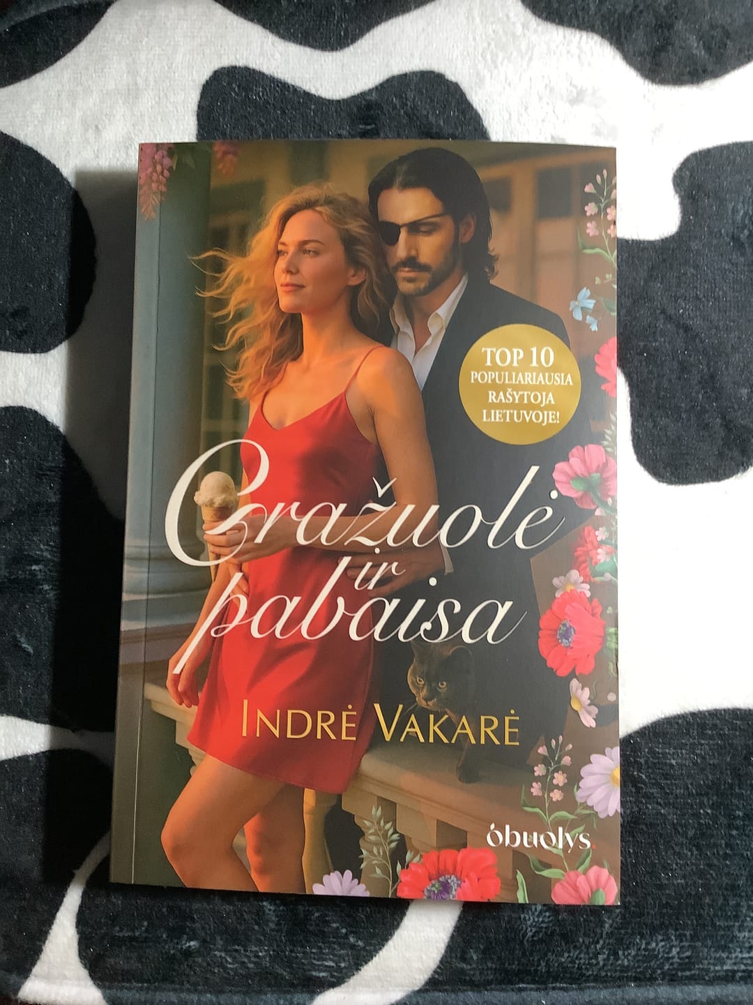 Customer photo review of Gražuolė ir pabaisa: tarp kaltės ir nevaldomos traukos
