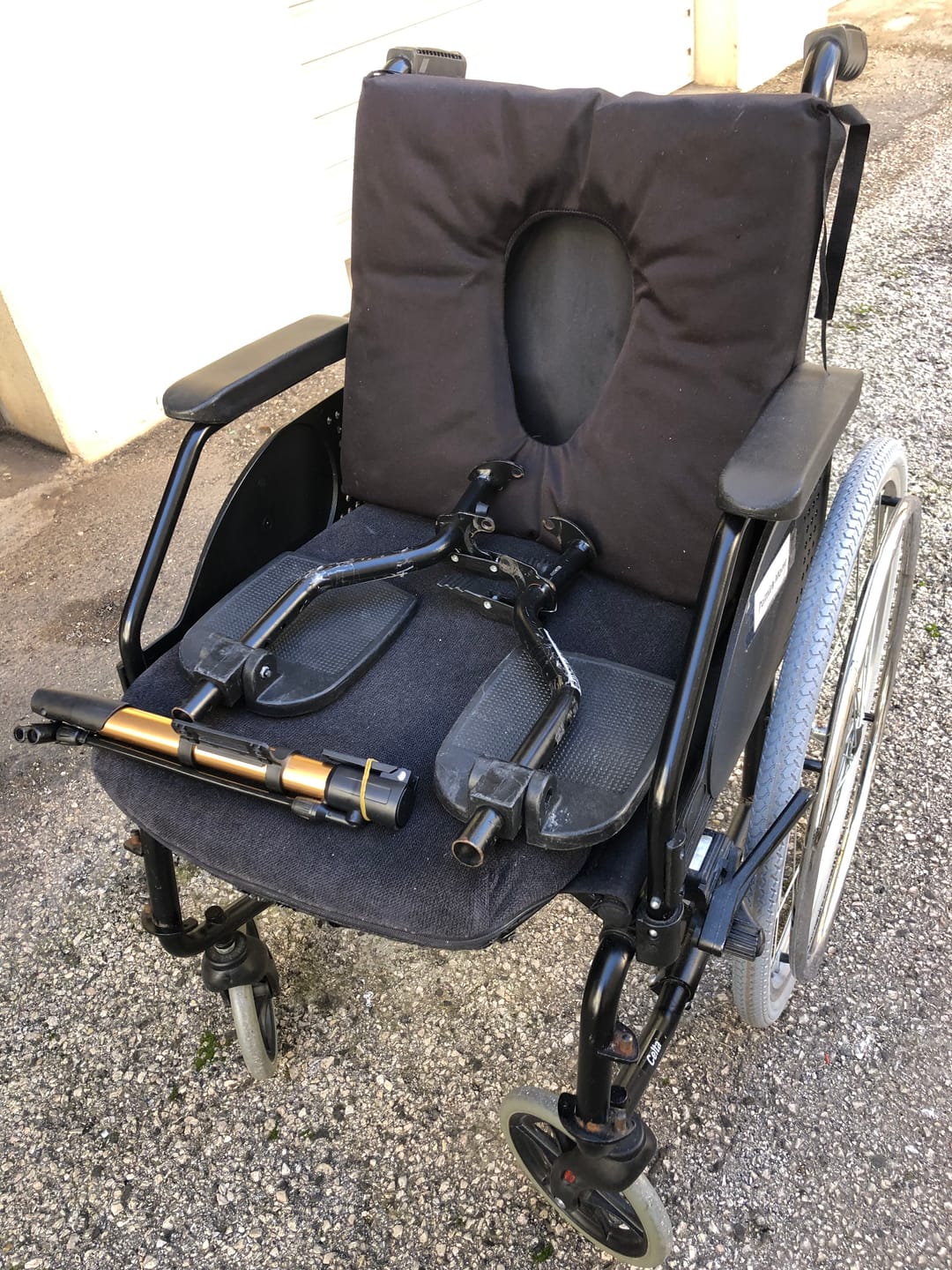 Customer photo review of Pneu Pneumático para Cadeiras de Rodas  24'' x 1,(3/8)''